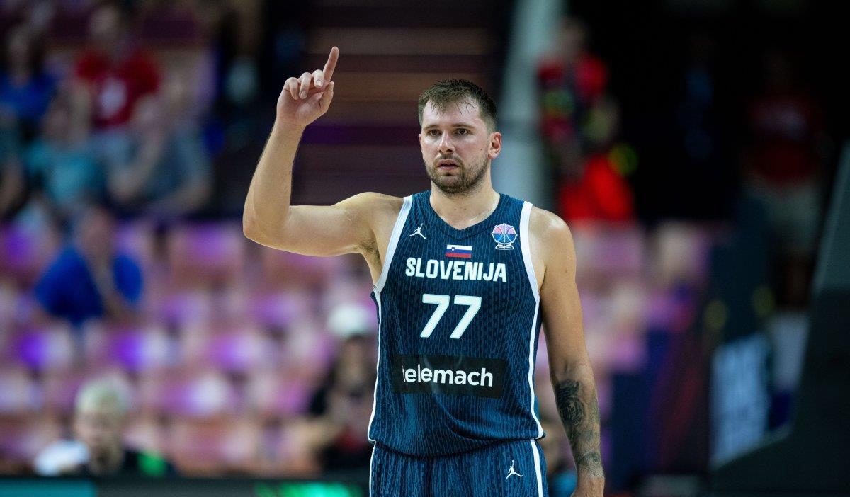 篮板, 是个麻烦制, 东契奇场均 篮板, 是个麻烦制, 东契奇场均