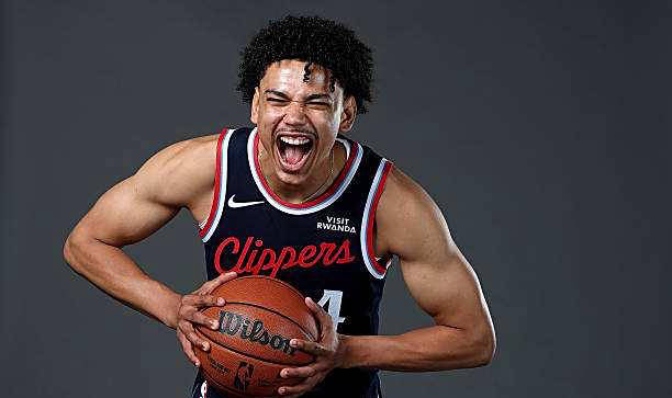 欠缺, 球和策应能 欠缺, 球和策应能